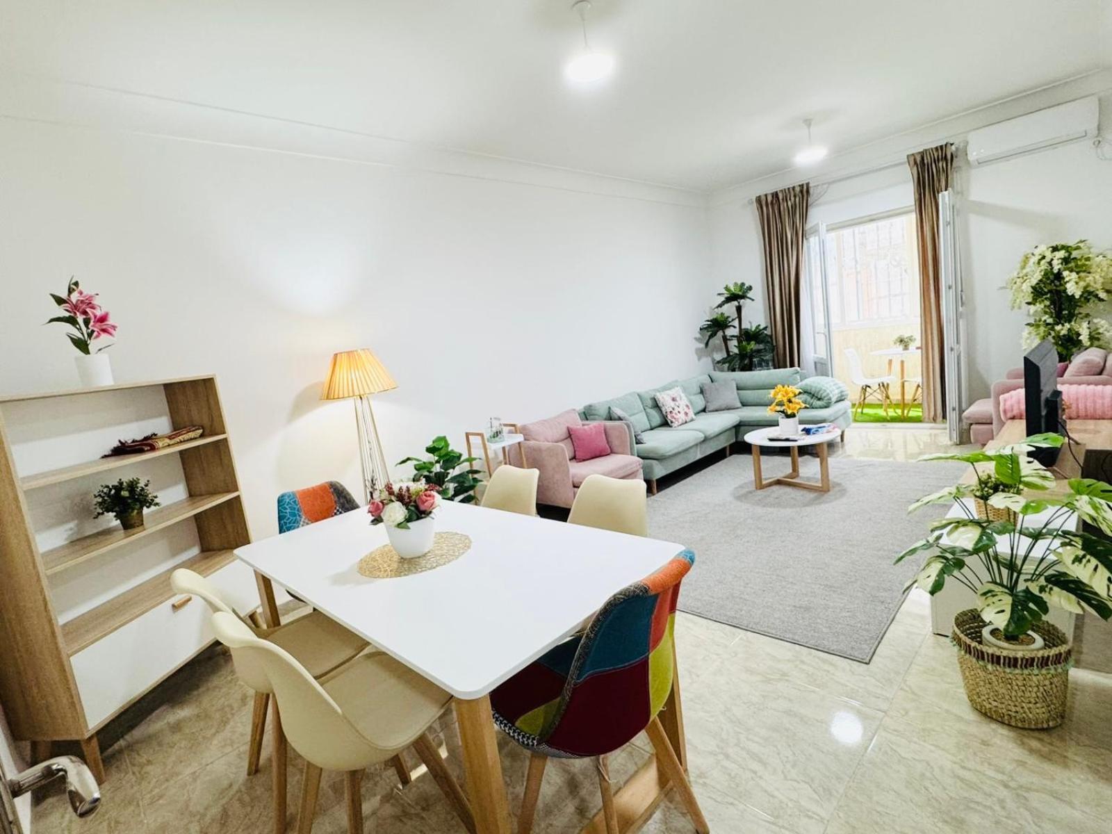 Appartement F5 Spacieux Equipe Haut Standing Mahelma Alger Bagian luar foto