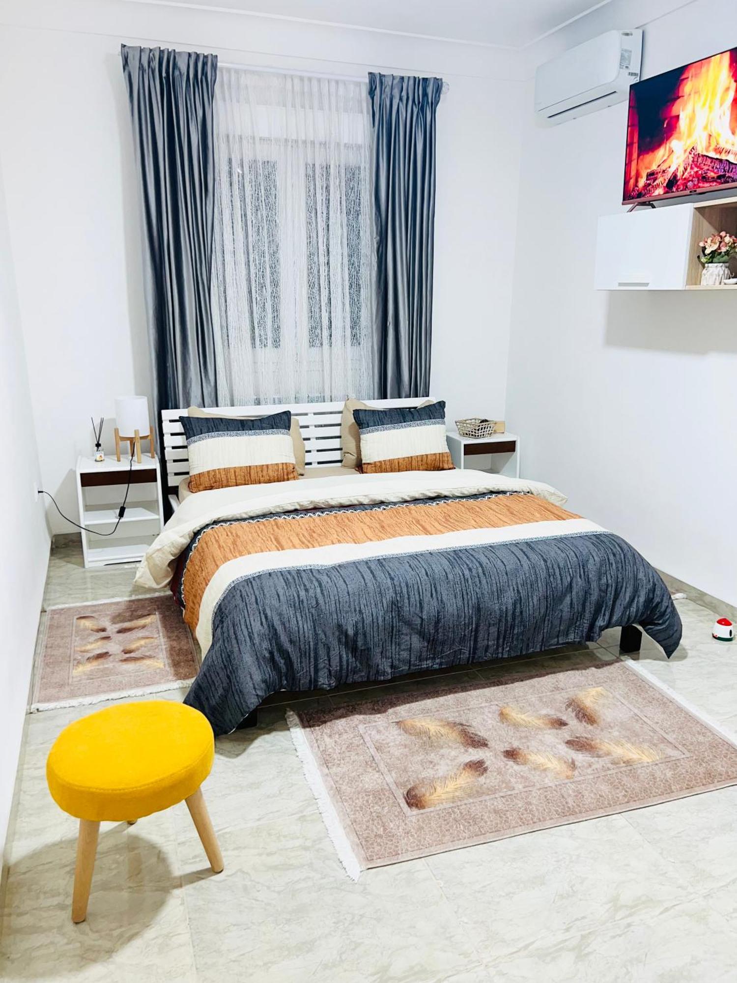 Appartement F5 Spacieux Equipe Haut Standing Mahelma Alger Bagian luar foto